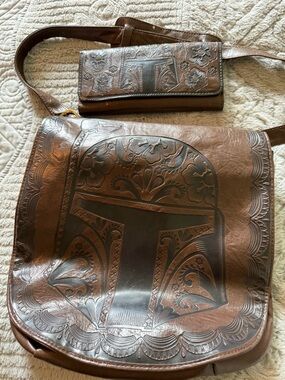 Star Wars Loungefly Disney Brown Mandolarian Crossbody Bag + Wallet